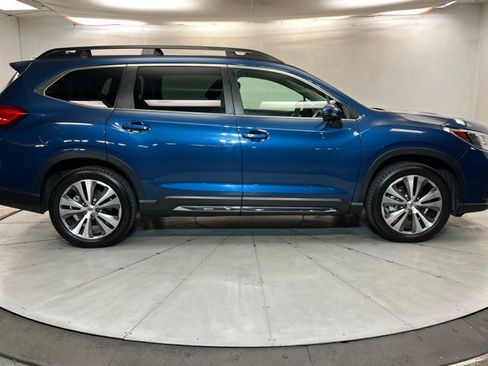 Used 2022 Subaru Ascent Limited w/ Technology Package AWD/4WD image 6