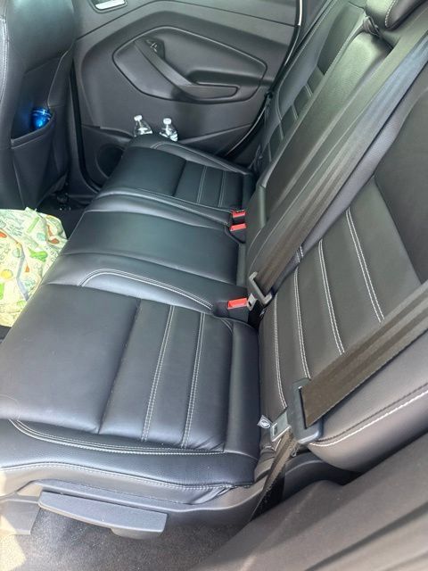 Used 2018 Ford C-MAX SE w/ Equipment Group 202A FWD image 11