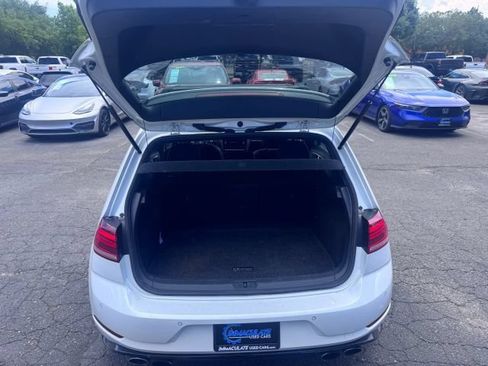 Used 2018 Volkswagen Golf R 4-Door AWD/4WD image 18