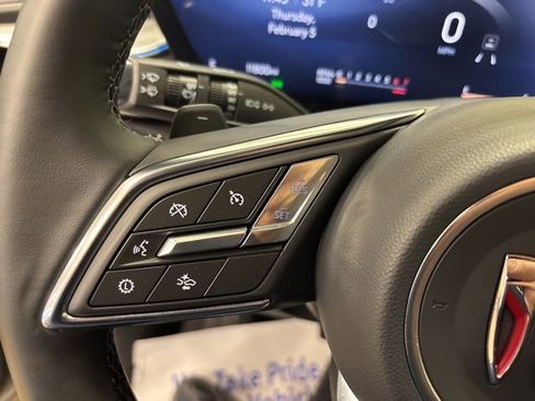 Used 2025 Buick Enclave Preferred image 30