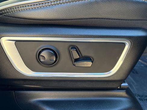 Used 2025 RAM 1500 Laramie image 36