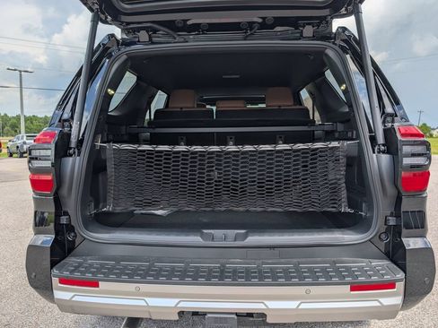 New 2026 Toyota 4Runner Limited AWD/4WD image 33