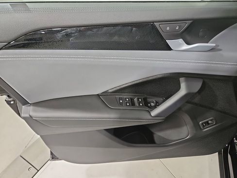 New 2026 Volkswagen Tiguan SE R-Line FWD image 10