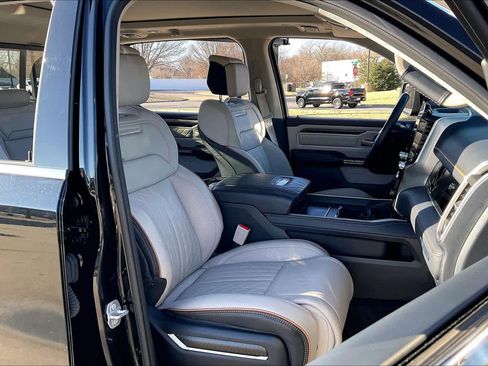 Used 2025 RAM 1500 Tungsten w/ Off Road Group image 8