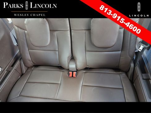 Used 2024 Ford Explorer King Ranch w/ Technology Package RWD image 16