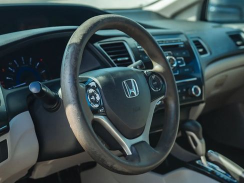 Used 2013 Honda Civic LX image 18