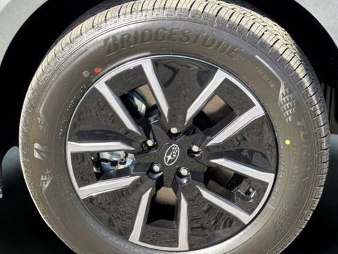 New 2026 Subaru Solterra AWD/4WD image 34