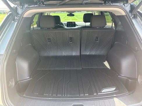 Used 2024 Chevrolet Blazer LT w/ Convenience Package FWD image 16