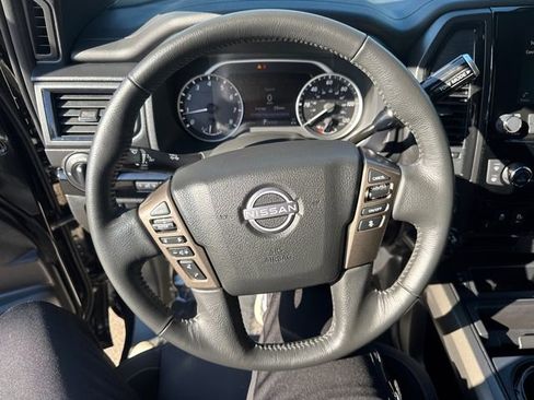 Used 2024 Nissan Titan SV w/ SV Bronze Edition Package image 29