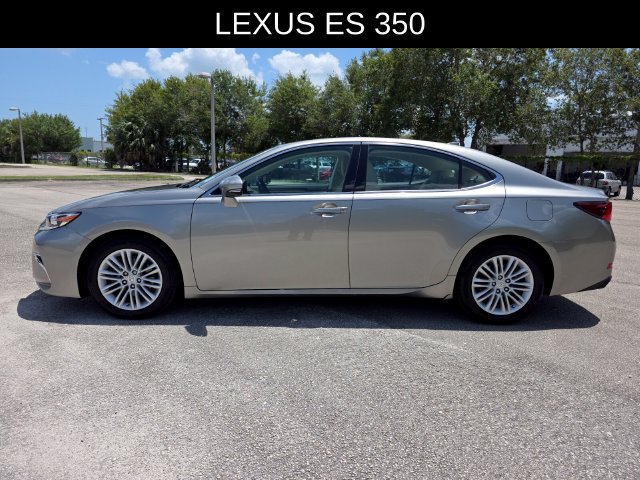Used 2017 Lexus ES 350 w/ Premium Package FWD image 6