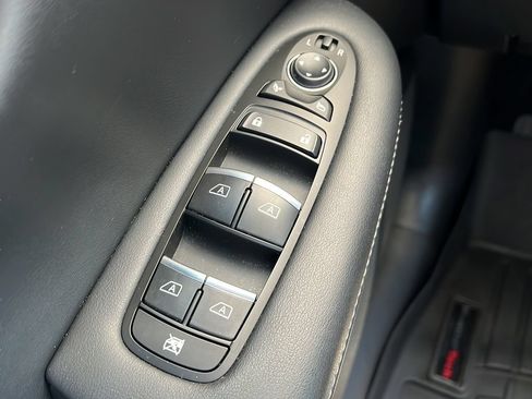 Used 2024 INFINITI QX50 Sport FWD image 24