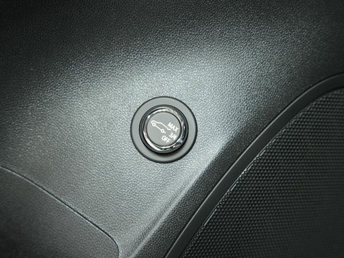 New 2025 Buick Envision Sport Touring image 27