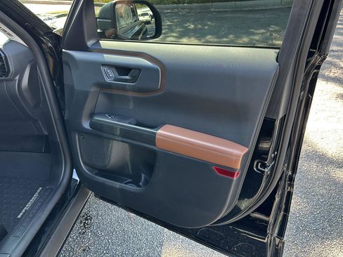 Used 2023 Ford Bronco Sport Outer Banks w/ Tech Package image 22