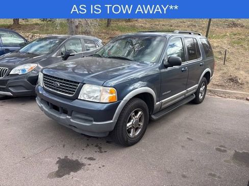 Used 2002 Ford Explorer XLT image 2