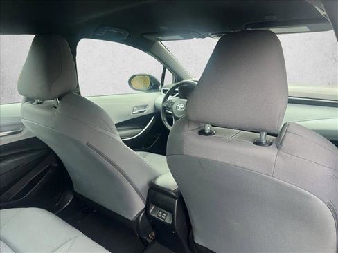 Used 2025 Toyota Corolla SE image 22