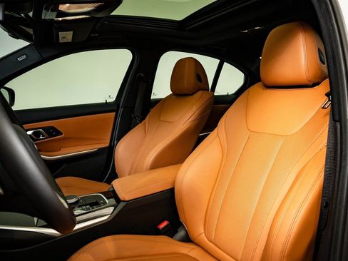 Used 2024 BMW 330i xDrive Sedan w/ Premium Package image 21