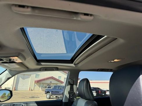 Used 2018 Toyota 4Runner SR5 Premium AWD/4WD image 6