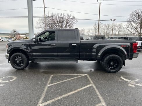 Used 2020 Ford F350 Lariat w/ Lariat Ultimate Package image 4