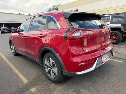 Used 2018 Kia Niro LX FWD image 3