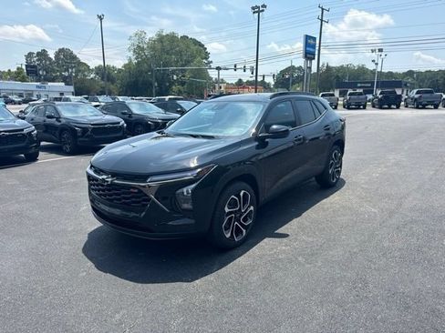 New 2026 Chevrolet Trax RS w/ Driver Confidence Package FWD image 14