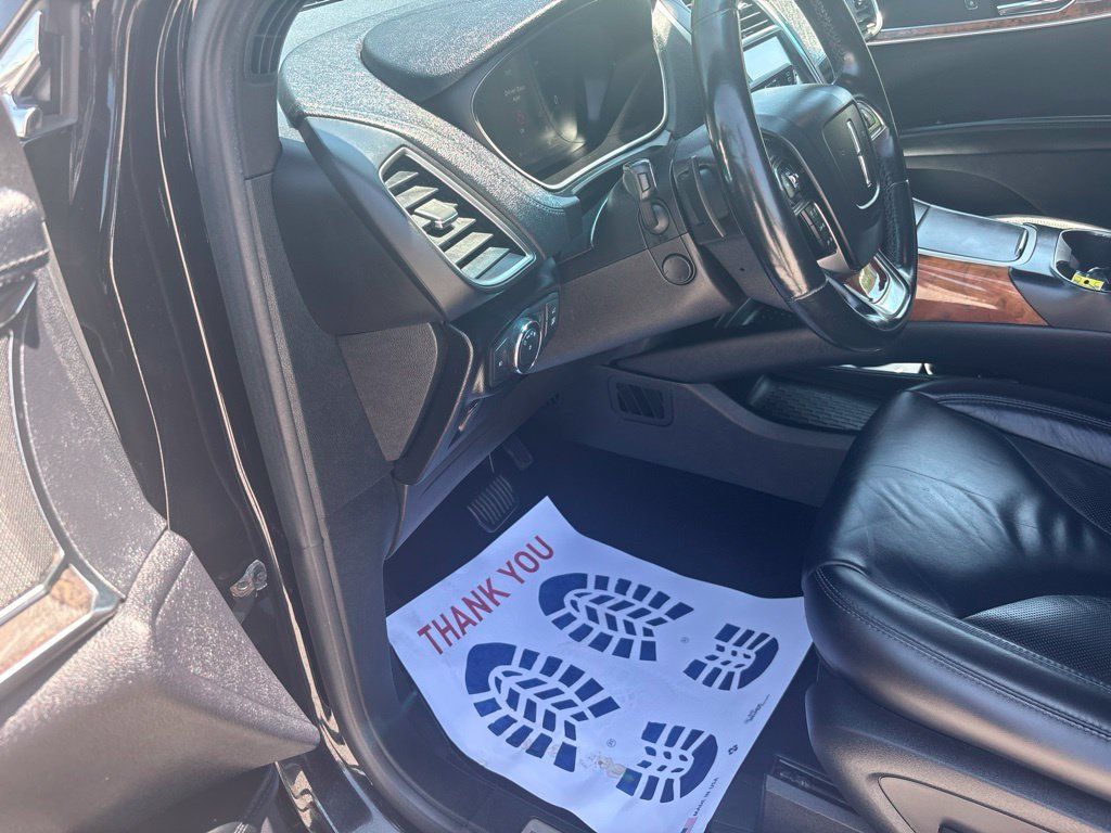Used 2019 Lincoln Nautilus Select AWD/4WD image 40