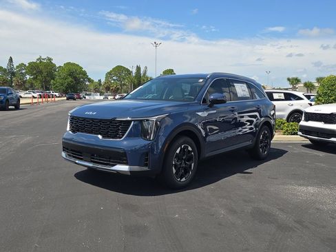 New 2026 Kia Sorento S FWD image 4