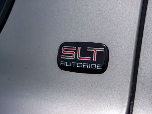 Used 2005 GMC Yukon XL 2500 SLT w/ SLT Preferred Equipment Group image 85
