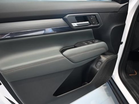 New 2026 GMC Terrain AT4 w/ Convenience Package III AWD/4WD image 25