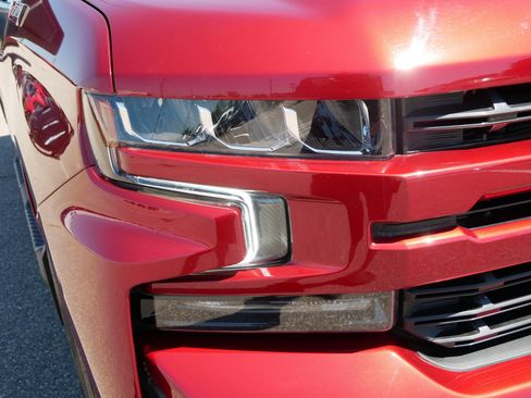Used 2021 Chevrolet Silverado 1500 RST AWD/4WD image 16