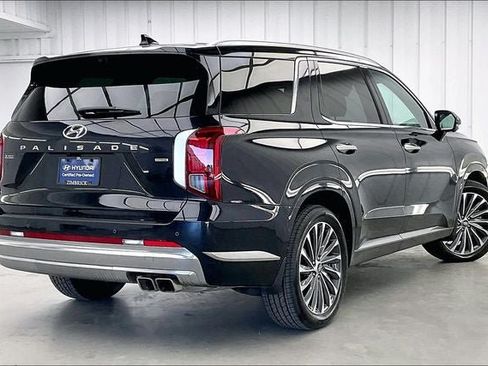 Used 2023 Hyundai Palisade Calligraphy AWD/4WD image 12