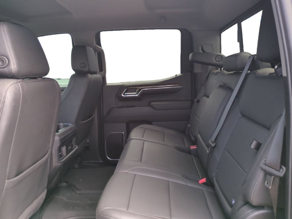 Used 2024 Chevrolet Silverado 1500 RST w/ Convenience Package II RWD image 16
