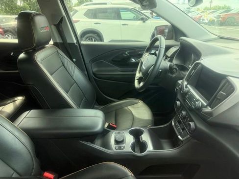 Used 2023 GMC Terrain AT4 AWD/4WD image 10