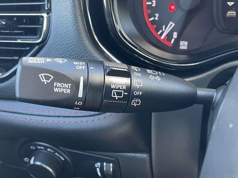 Used 2025 Dodge Durango GT RWD image 24