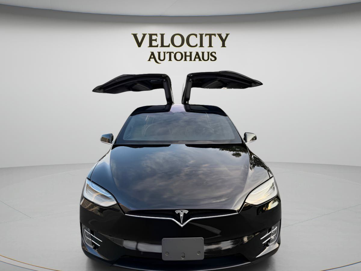 Used 2021 Tesla Model X Performance AWD/4WD image 3