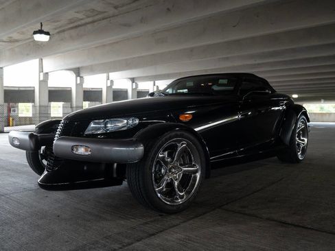 Used 1999 Plymouth Prowler image 3