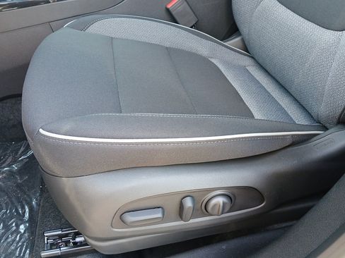 New 2026 Chevrolet TrailBlazer LT w/ Convenience Package image 19