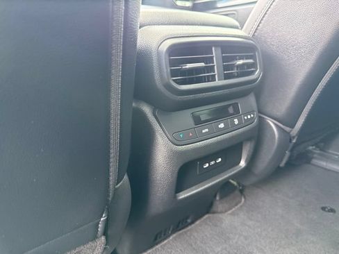 Used 2024 Honda Pilot Touring image 24