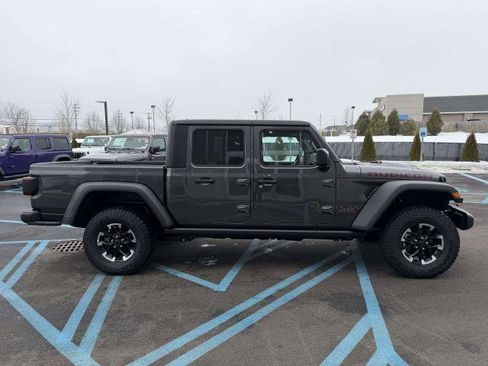 New 2026 Jeep Gladiator Rubicon w/ Technology Group image 3