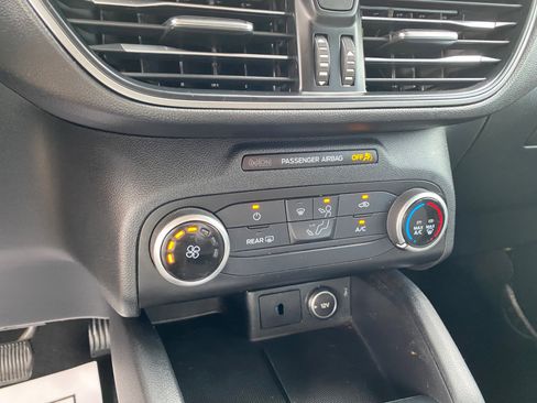 Used 2020 Ford Escape S image 63