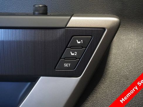New 2026 Toyota Tundra Platinum AWD/4WD image 7