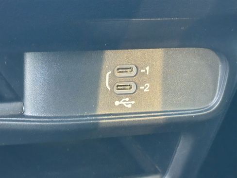 New 2026 Chrysler Voyager LX image 27