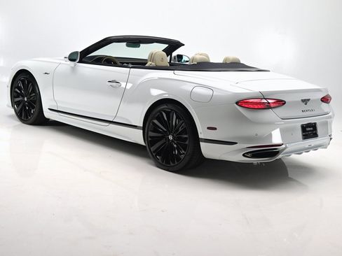 Used 2025 Bentley Continental GT Speed image 12