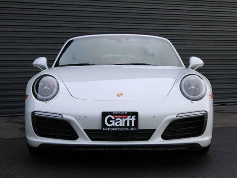 Used 2017 Porsche 911 Targa 4S image 6