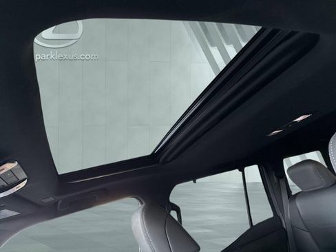 Certified 2024 Lexus GX 550 w/ Accessory Package (Z1) image 17