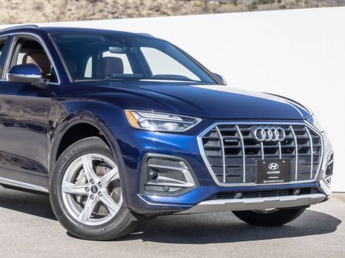 Used 2023 Audi Q5 2.0T Premium w/ Convenience Package AWD/4WD image 8