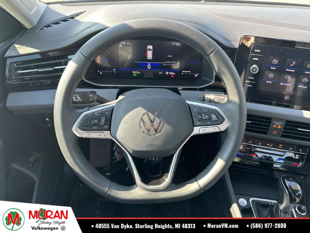 Used 2026 Volkswagen Jetta SE FWD image 12