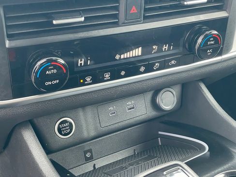 Certified 2023 Nissan Rogue SV AWD/4WD image 20