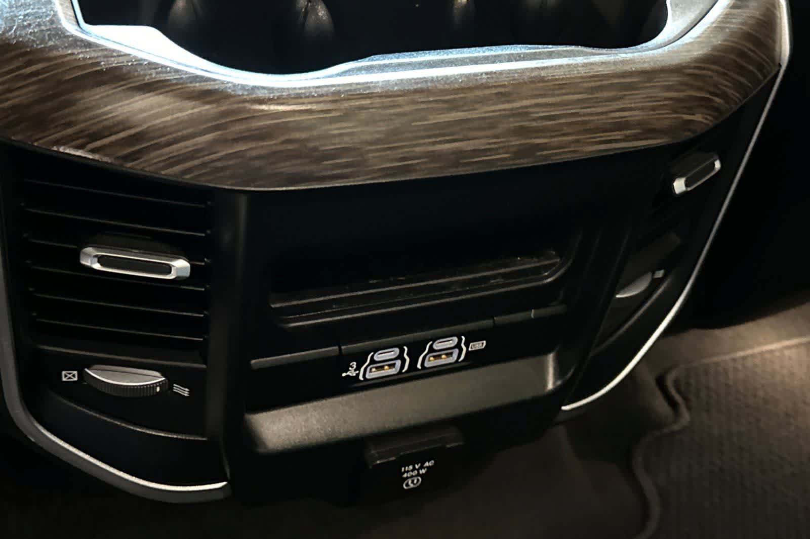 Used 2020 RAM 1500 Laramie AWD/4WD image 14