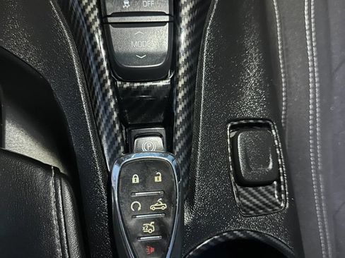 Used 2019 Chevrolet Camaro LT RWD image 40
