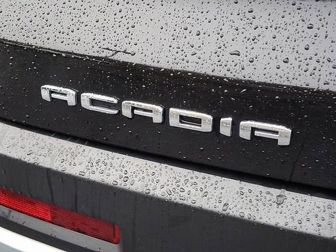 Used 2023 GMC Acadia SLE w/ Driver Convenience Package image 33